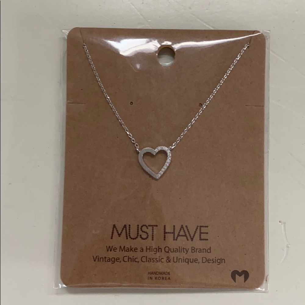 Heart necklace half rhinestone